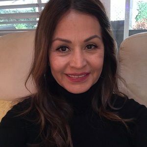 Meet your Posher, Dora